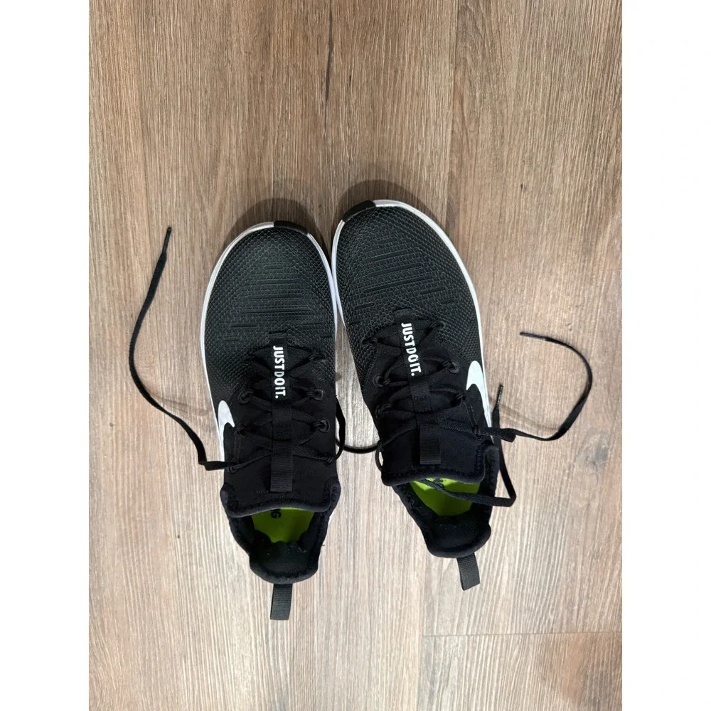 Nike Free TR 8‎ Womens Training Shoes Black White 942888-001 Sneakers